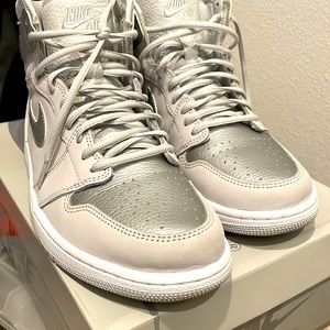 Jordan 1 Retro High - CO Japan Neutral Grey (2020)